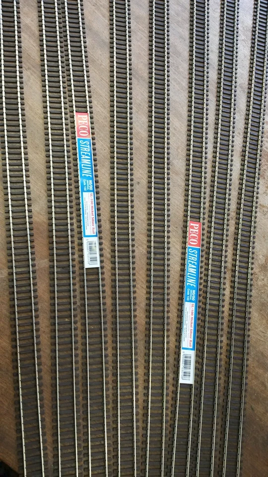 PECO SL-100 Flexible Streamline Code 100 Wooden sleeper Flexitrack - Image 1 of 1