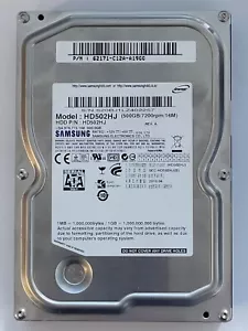 HD502HJ, PN: HD502HJ, FW: 1AJ100E4, APR 2010, Samsung 500Gb 3.5" SATA HDD - Imagen 1 de 2