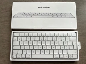 Apple Magic Keyboard - A2450 - Clavier Sans Fil - Bluetooth - NEUF - Photo 1/6