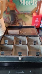 ANTIQUE GEORGIAN Perry & Co SPICE TIN BOX, 6 x COMPARTMENT & GRATER - Bild 1 von 5