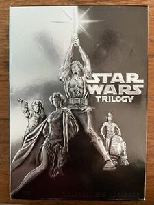 DVD "Star Wars Trilogy IV, V & VI with bonus Material Disk Boxed Set(B45A) - Picture 1 of 19