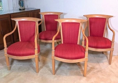 Juego de sillas de madera clara tapizadas rojas estilo Biedermeier italiano Selva Foto 1 de 4