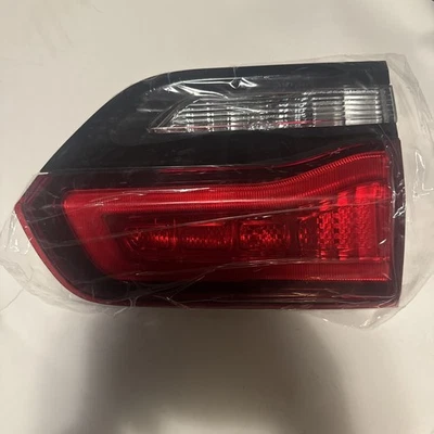 2015-2016 Jeep Grand Cherokee Rear Left Side Trunk Taillight OEM 68289999AB - Image 1 of 4