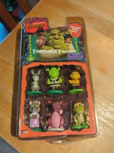 NEU 2006 Shrek Donkey Puss in Boots Dragon Fairytale Friends Mini Figur Set - Bild 1 von 3