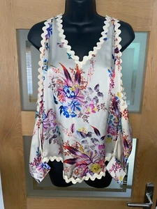 VANITA ROSA ST BARTH FLORAL COLD SHOULDER SILK TOP SIZE UK 10/12 - Picture 1 of 4