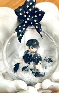 Natale Ozzy Ozbourne mini figura pallina da appendere albero fiocco di neve 3D fatto a mano - Foto 1 di 8