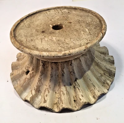 ANTIGUA LÁMPARA PINTADA TALLADA EN MADERA / BASE DE ESCULTURA Foto 1 de 4