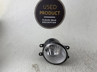 OEM | 2010 - 2012 Lexus RX350 Halogen Fog Light (Right/Passenger) - Image 1 of 4