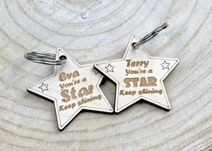 School Leaver 2025 Keyring Gifts Teacher Pupil Gift Personalised Wooden Star - Picture 1 of 3
