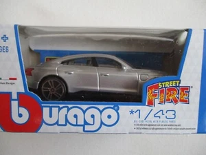 miniature B BURAGO AUDI RS E TRON GT 2021 ARGENT FLEURET SILVER 1/43 - Picture 1 of 6