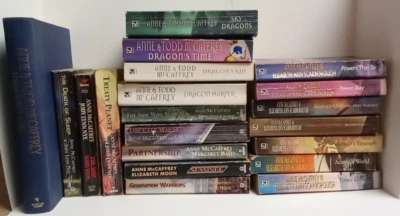 Anne McCaffrey & co Authors Paperback Job Lot 20 books in total - Photo 1/4