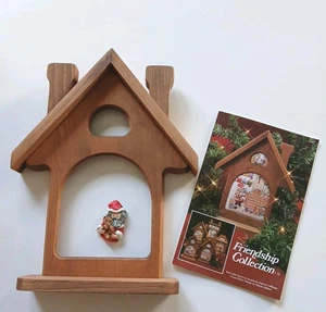 Christmas Cross Stitch Chart With Frame & Bas-relief Figure. - Bild 1 von 6