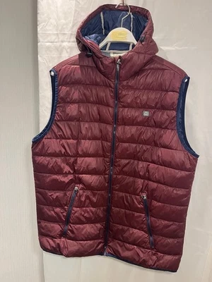 Jack & Jones Men's Hooded Gilet Quilted Bodywarmer Burgundy Size UK XL - Image 1 of 4