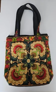 Neu ohne Etikett Beuteltasche verziert Blumen bestickt rot gelb grün bunt - Bild 1 von 3