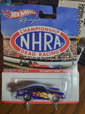 '74 Chevy Vega Pro Stock - NHRA Championship Drag Racing - 2011 Hot Wheels Racing Foto 1 de 3