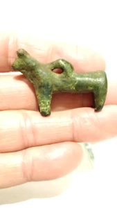 Greek bronze Bull pendant - Picture 1 of 16