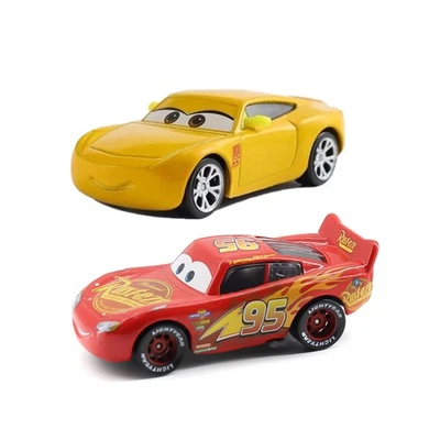 2 CONFEZIONI Disney Pixar Car 3 Saetta McQueen & Cruz Ramirez modellino auto giocattolo pressofuso - Immagine 1 di 4