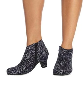 Botas Mia Bootie in Indigo de Siamese Dream hechas a mano en Tailandia - Imagen 1 de 5