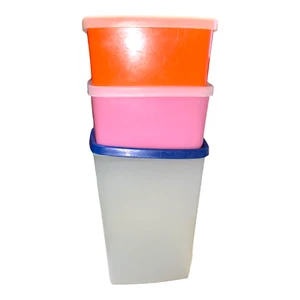 Vintage Tupperware Sandwich Keeper and Storage Containers. Base: 1311 & 311 Lid: - Bild 1 von 5