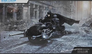 McFarlane The Dark Knight Returns Batman Motorcycle Vehicle Set with Figure - Picture 1 of 8