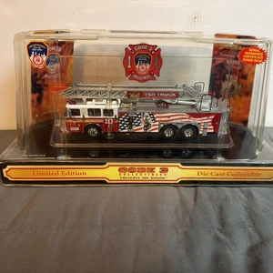 CODE 3 Collectibles FDNY NEW YORK Seagrave Rear Mount Ladder 10, #12724 NEW - Picture 1 of 10