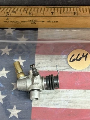 Nitro Carburetor: May Need Parts / Freed Up / Or Something {Look At Pics Please} - Image 1 of 4