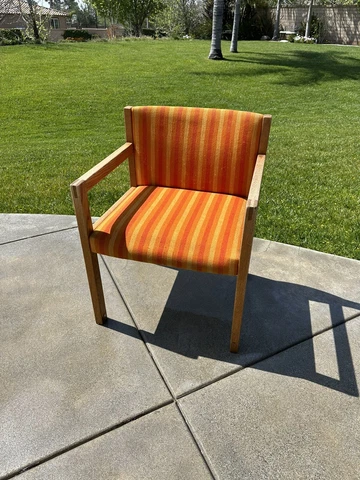 Mid Century Modern Side Chair from Hiebert Corporatiom 1973 Cover
