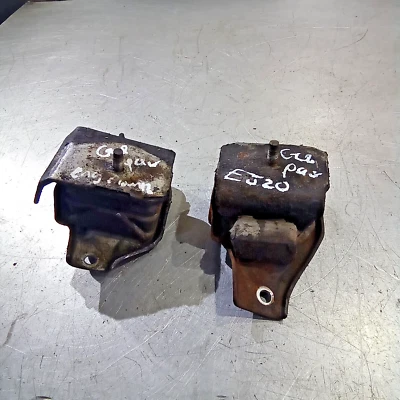 Par de soportes y soportes de motor Subaru Impreza GC8 V1-6 1993-2001 EJ20 Foto 1 de 4