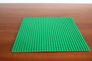 Lego Universal Building Set Supplemental Set 745-1 Baseplate Green - Picture 1 of 3