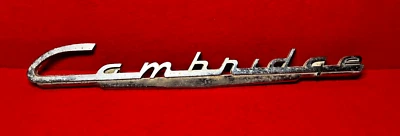 Original 1959-1961 Austin Cambridge Mark II tapa/emblema maletero vintage OEM Foto 1 de 2