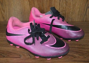 Nike Swoosh Mädchen 12C Jugend Fußballschuhe Rosa Sport Stollen Turnschuhe - Bild 1 von 7