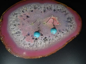 Splendidi orecchini artigianali sud-ovest tono argento turchese perline gancio 3,12 g - Foto 1 di 5