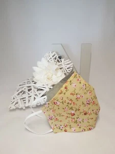 FaceMask, Size Medium, Reversible, Washable With A Wire Nose Bridge - Picture 1 of 3