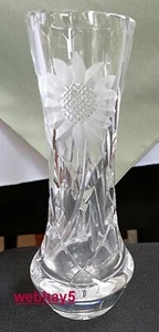 VINTAGE LEAD CRYSTAL CUT GLASS SUNFLOWER VASE COLLECTABLE - Picture 1 of 2