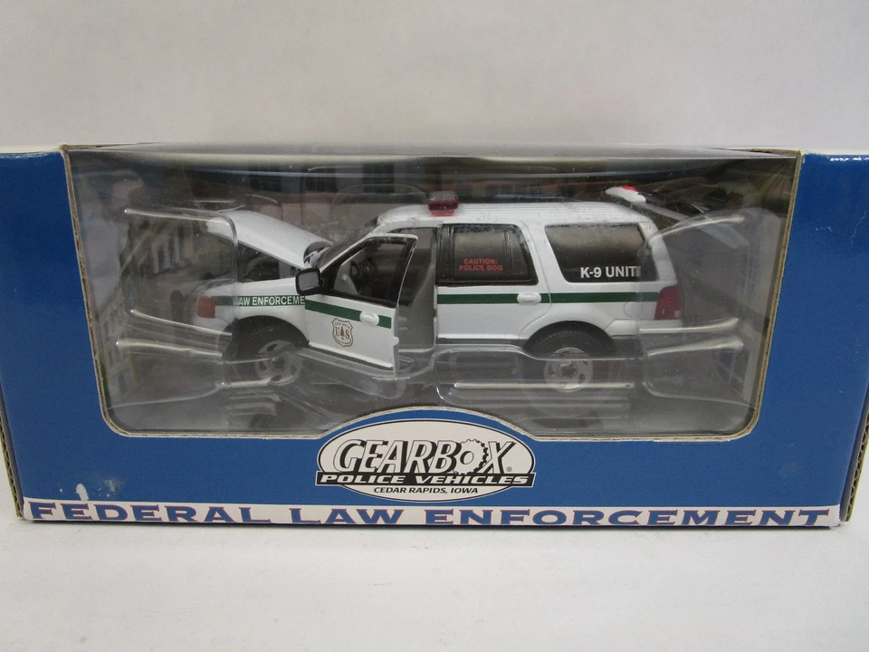 Gearbox Ford Expedition Diecast 1:43 Scale US Forest Service Police - Image 1 of 4
