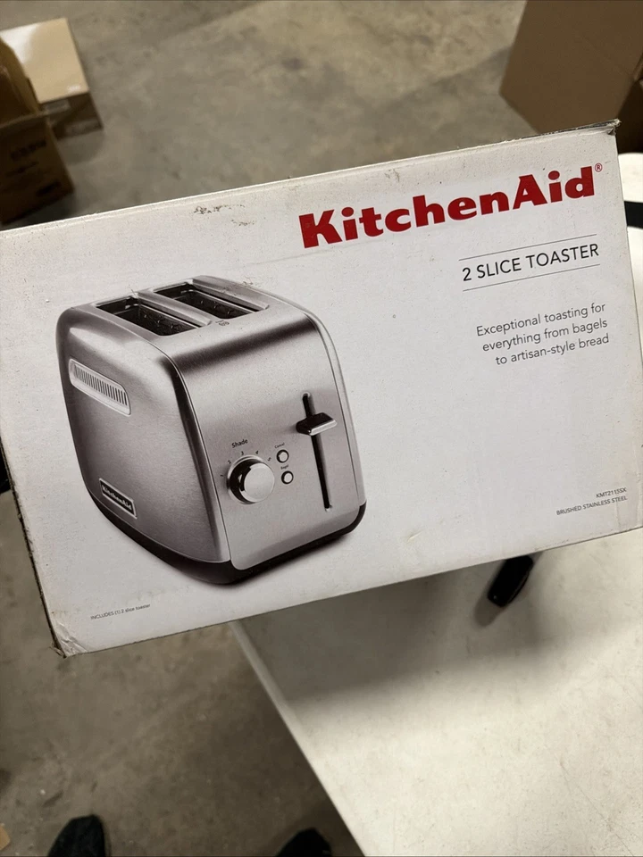KitchenAid Tostadora Extra Ancha 2 Rebanadas Modelo KMT21150B Ónix Negro y Plata Foto 1 de 1