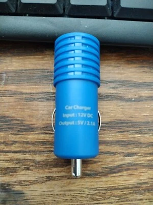 Enchufe de enchufe para encendedor de cigarrillos de coche de 12 V cargador adaptador de corriente enchufe luz azul encendido Foto 1 de 4