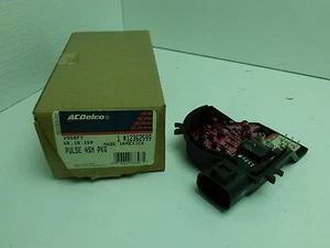 NOS GM OEM Wiper Washer-Windshield-Cover 12362599 - Picture 1 of 1