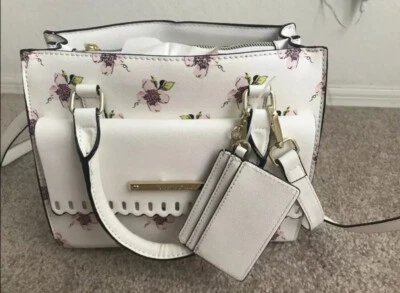 Cartera Betsey Johnson Full Bloom nueva con etiquetas Foto 1 de 4