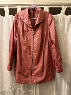 Chaqueta Abrigo Cuero Genuino Malva Talla Grande 20 Estilo Romano Otoño Invierno 2025 Foto 1 de 4