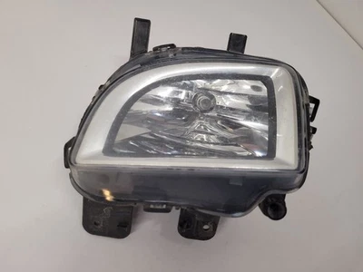 13-19 VW BEETLE RH Passenger Light Fog Driving Bumper Mounted  - Image 1 of 4