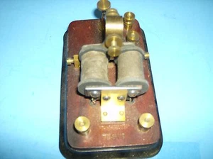 SIGNAL ELEKTRISCHES MFG CO TELEGRAPHENRELAIS 75 OHM MORSECODE - Bild 1 von 1
