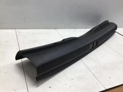 VOLKSWAGEN PASSAT SW 2006 2010 PORTÓN TRASERO CUBIERTA LABIO FÁBRICA Foto 1 de 4