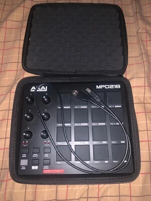 Akai Professional MPD 218 Black midi pad for beat/music production. - Image 1 of 4