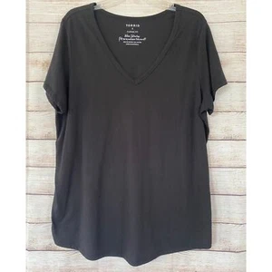 Torrid schwarzes T-Shirt V-Ausschnitt klassische Passform Größe 2 2X - Bild 1 von 4