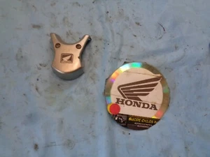 2004 Honda ST 1300 handlebar triple tree cover w bolts - Picture 1 of 3