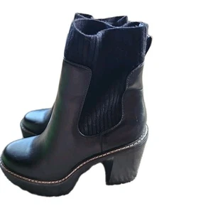 Madden Girl Kaydin Chunky Heel Platform Women Boots 10 Black Chelsea Preppy Y2K  - Picture 1 of 5