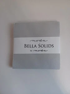 Moda Bella Solid Gray Fabric Charm Pack 42 100% Cotton 5" Squares Quilting NIP - Picture 1 of 2