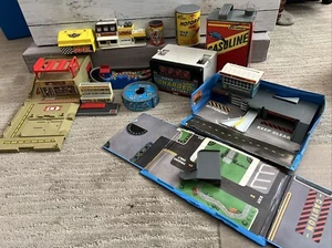 Lotto Micro Macchine Vintage, Play Set Ricambi e Pezzi - Set Incompleti - Foto 1 di 15