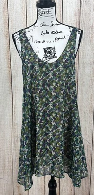 Mini Vestido sin Mangas Show Me Your Mumu Talla Mediana Floral Acuarela Verde Púrpura Foto 1 de 4